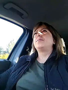 Snapshot of larylary6969 chatting on 28, 9, 2025 larylary6969 online show from 28, 9, 2025