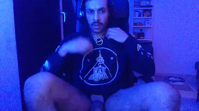 P4RtYBOII92 online show from 29, 11, 2025