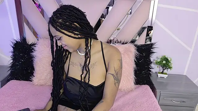 Elith noa online show from 4, 12, 2025