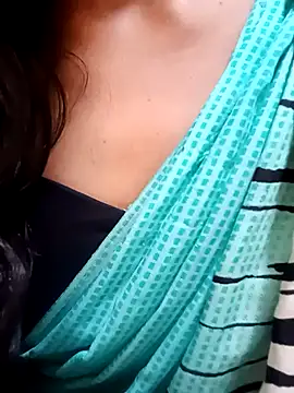 Snapshot of PerfectAhinsa chatting on 15, 10, 2025 PerfectAhinsa online show from 15, 10, 2025