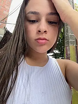 Snapshot of shaina_vasquez chatting on 20, 6, 2026 shaina vasquez online show from 20, 6, 2026