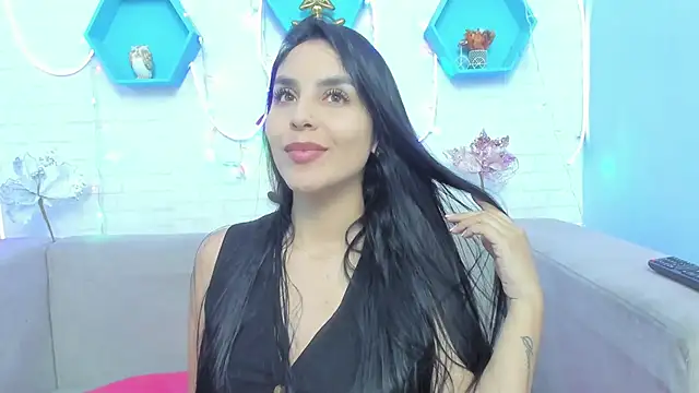 Snapshot of _miaquevedo_ chatting on 8, 12, 2024 miaquevedo online show from 8, 12, 2024