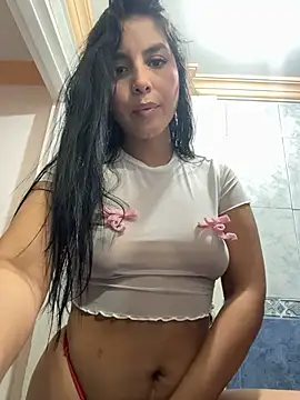  miaquevedo  online show from 21, 5, 2026