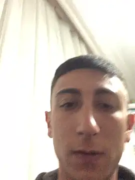 Snapshot of kerimyuce chatting on 14, 9, 2025 kerimyuce online show from 14, 9, 2025