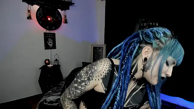 Snapshot of DimmuandDarkness chatting on 17, 1, 2026 DimmuandDarkness online show from 17, 1, 2026