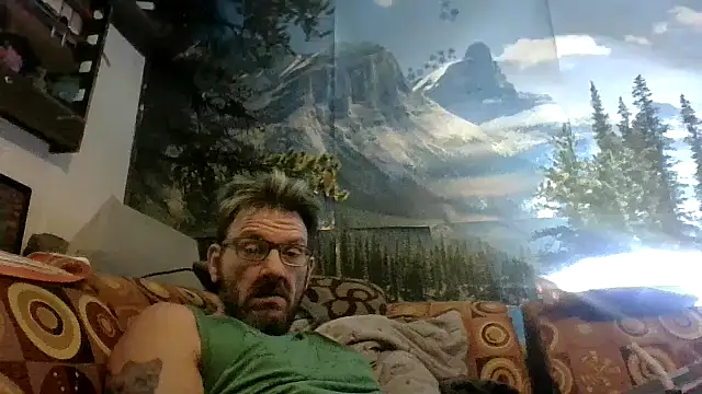 Snapshot of gettinit2wice chatting on 14, 6, 2026 gettinit2wice online show from 14, 6, 2026