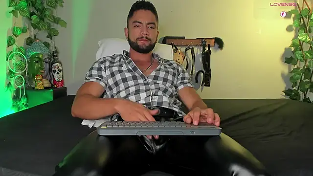 Jaxxon  online show from 7, 12, 2024