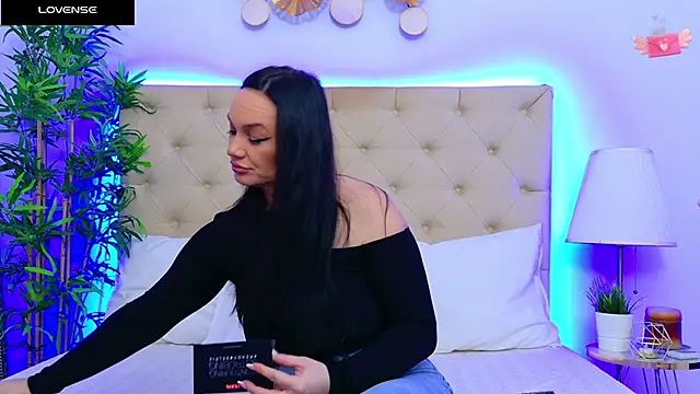 DaliyaArabian online show from 13, 1, 2025