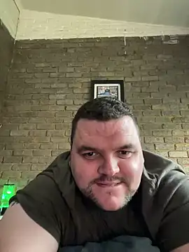 Snapshot of Mikey-HH chatting on 13, 1, 2025 Mikey-HH online show from 13, 1, 2025