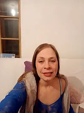 katiestevens online show from 6, 3, 2025