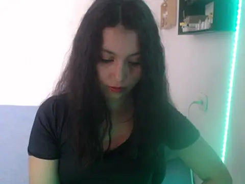 Snapshot of HannaKlein chatting on 15, 3, 2025 HannaKlein online show from 15, 3, 2025