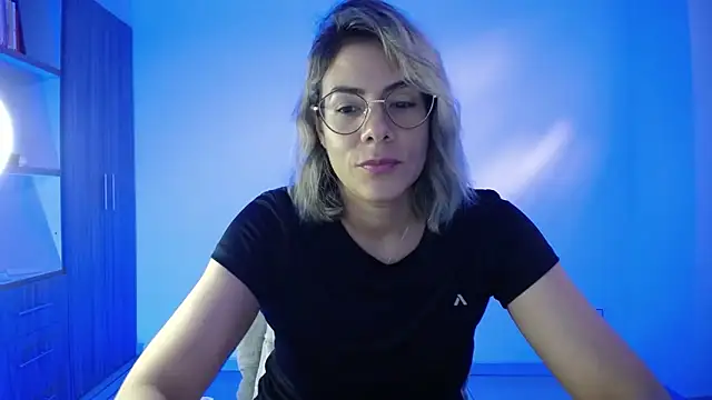 candydowson1 online show from 24, 10, 2025