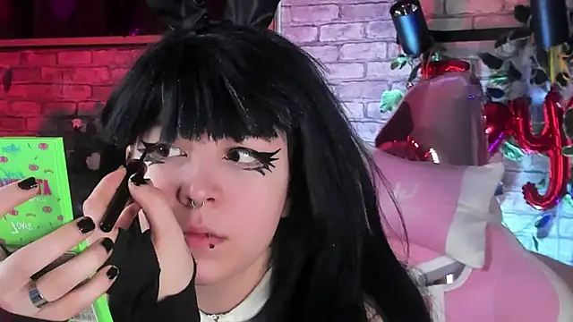 Snapshot of Alex_Howell chatting on 17, 2, 2025 Alex Howell online show from 17, 2, 2025