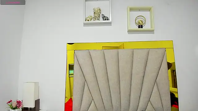 Snapshot of vahiolet_fuentes chatting on 28, 2, 2026 vahiolet fuentes online show from 28, 2, 2026