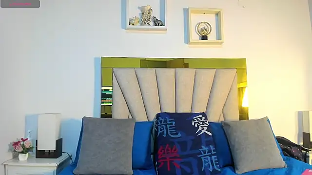 Snapshot of vahiolet_fuentes chatting on 1, 4, 2026 vahiolet fuentes online show from 1, 4, 2026