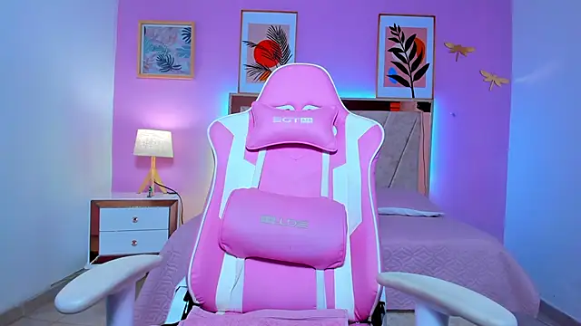 Miia harper  online show from 10, 1, 2025
