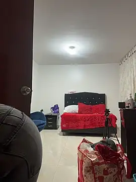 karenlennox1 online show from 14, 2, 2026