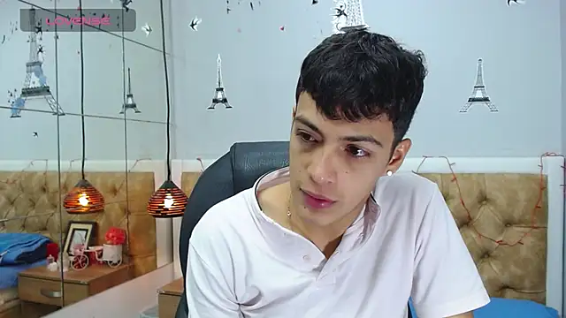 SkinnyBoy  online show from 11, 1, 2025