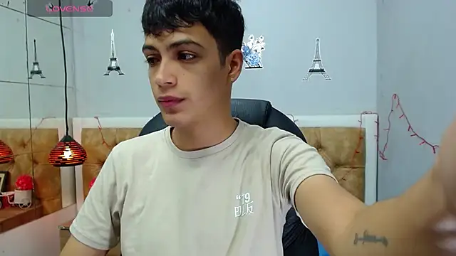 SkinnyBoy  online show from 13, 1, 2025
