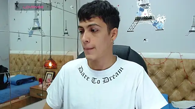 SkinnyBoy  online show from 14, 1, 2025
