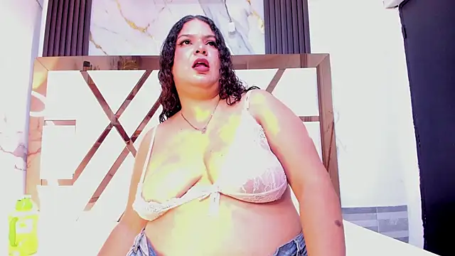 Snapshot of molly_sweetee chatting on 29, 5, 2026 molly sweetee online show from 29, 5, 2026