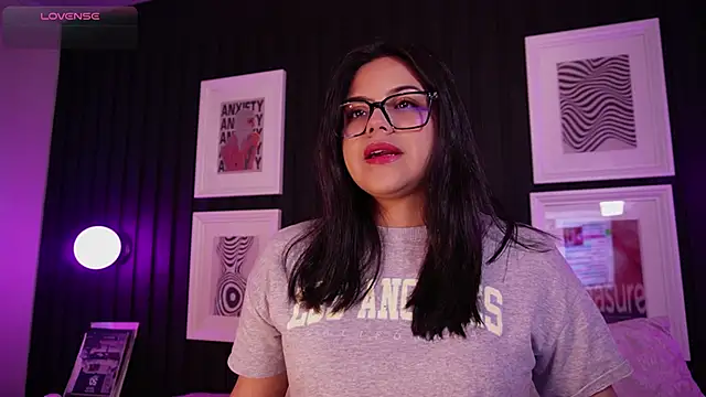 Sophia wilsonn  online show from 24, 3, 2026