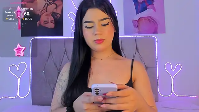 Ashley piinkk  online show from 4, 5, 2026