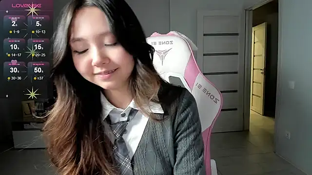 Snapshot of Fluffy_Rose chatting on 12, 2, 2026 Fluffy Rose online show from 12, 2, 2026