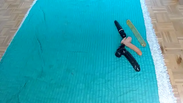 Snapshot of Sexmastre12 chatting on 17, 10, 2025 Sexmastre12 online show from 17, 10, 2025