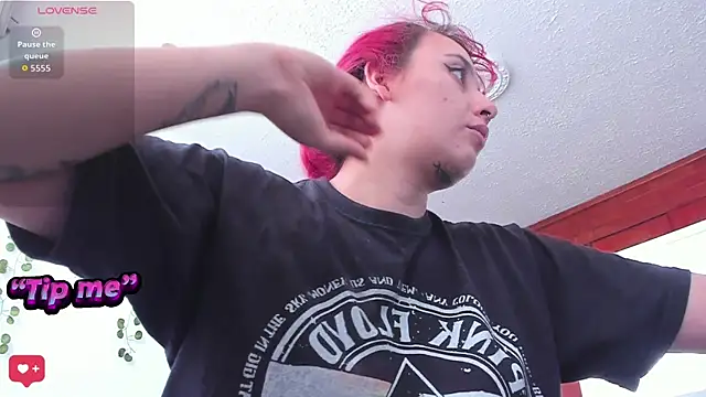 bonnie moon  online show from 12, 9, 2025