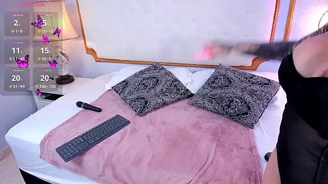 Paiige peach online show from 17, 9, 2025