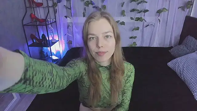 Snapshot of Tina_Tayllor chatting on 23, 9, 2025 Tina Tayllor online show from 23, 9, 2025