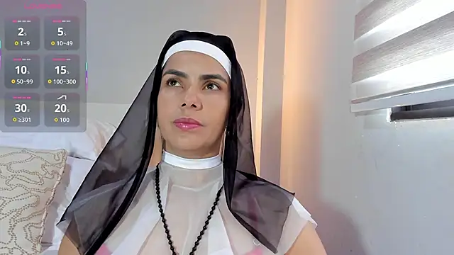 ClaraMariaMon online show from 3, 12, 2025