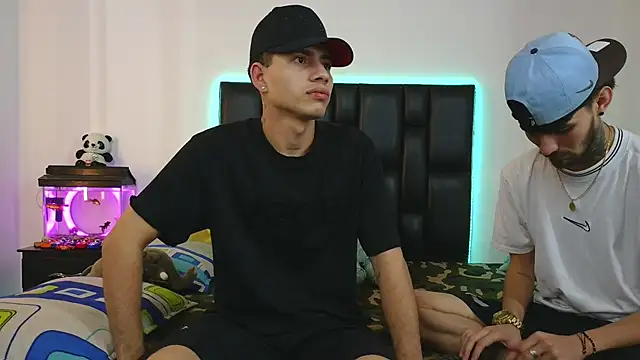 Snapshot of Brutal_Sex_Fucking chatting on 10, 3, 2026 Brutal Sex Fucking online show from 10, 3, 2026