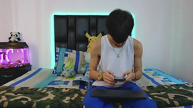 Snapshot of Brutal_Sex_Fucking chatting on 11, 3, 2026 Brutal Sex Fucking online show from 11, 3, 2026