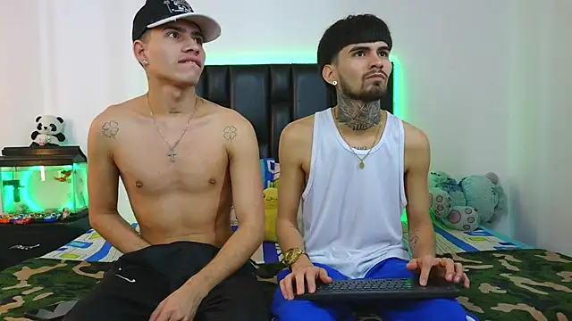 Snapshot of Brutal_Sex_Fucking chatting on 24, 3, 2026 Brutal Sex Fucking online show from 24, 3, 2026