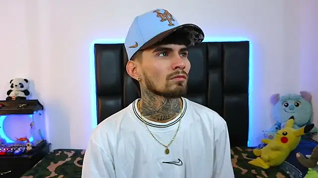 Snapshot of Brutal_Sex_Fucking chatting on 26, 3, 2026 Brutal Sex Fucking online show from 26, 3, 2026