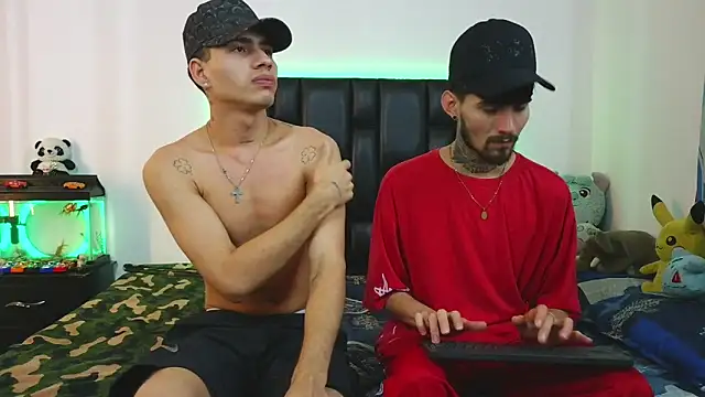 Snapshot of Brutal_Sex_Fucking chatting on 3, 4, 2026 Brutal Sex Fucking online show from 3, 4, 2026