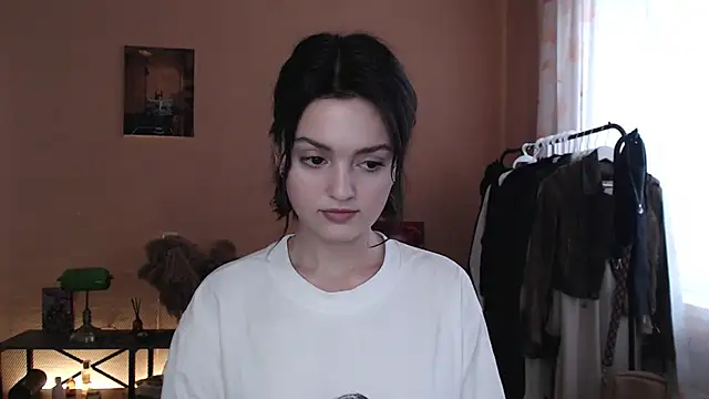 CuteRuby99 online show from 25, 10, 2025