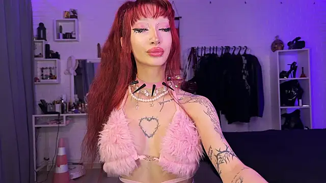 Snapshot of Marcellean chatting on 7, 11, 2025 Marcellean online show from 7, 11, 2025