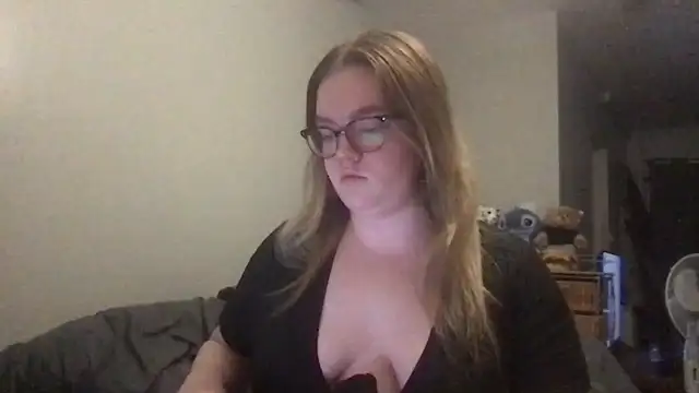 honeyyy24 online show from 7, 10, 2025