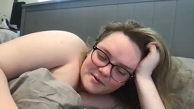 honeyyy24 online show from 7, 6, 2026