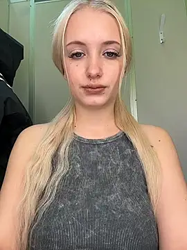 Snapshot of Milkyy_wway chatting on 16, 1, 2026 Milkyy wway online show from 16, 1, 2026