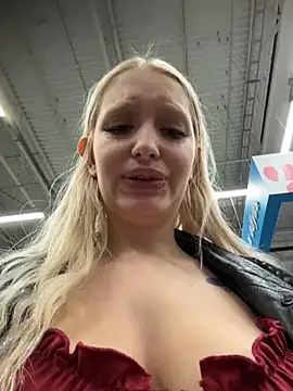 Snapshot of Milkyy_wway chatting on 5, 3, 2026 Milkyy wway online show from 5, 3, 2026