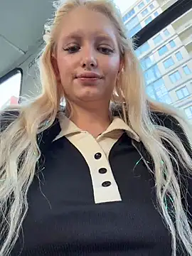 Snapshot of Milkyy_wway chatting on 21, 3, 2026 Milkyy wway online show from 21, 3, 2026