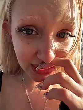 Snapshot of Milkyy_wway chatting on 1, 4, 2026 Milkyy wway online show from 1, 4, 2026