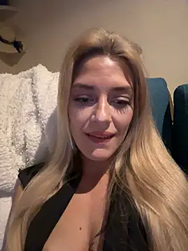 Snapshot of Lolitaxlola chatting on 15, 3, 2025 Lolitaxlola online show from 15, 3, 2025