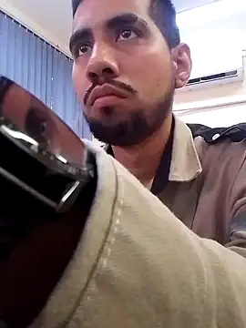 EnriquePersian197 online show from 23, 1, 2025