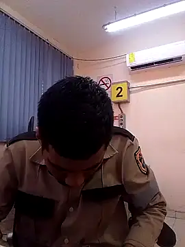 EnriquePersian197 online show from 27, 1, 2025