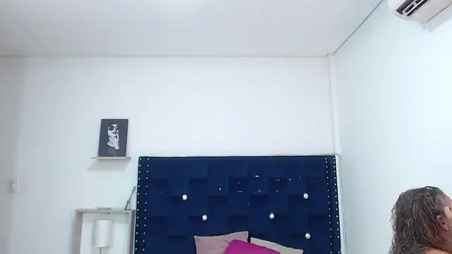 Snapshot of ARTEMIZA_LOVE_ chatting on 13, 1, 2025 ARTEMIZA LOVE online show from 13, 1, 2025